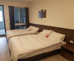 Hotel White Hunter