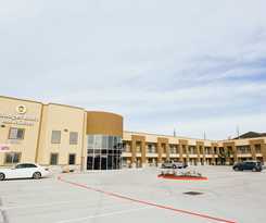 Hotel Budget Host Inn and Suites