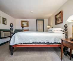 Wayside Inn