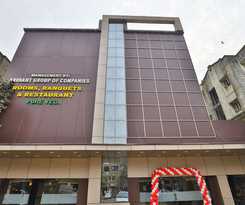 Hotel OYO 27633 Dan