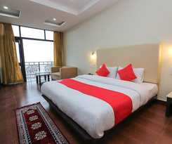 OYO 28425 Dal Lake Resort