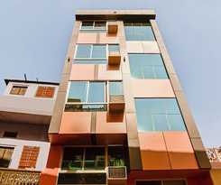 OYO 28054 Suraj Villa