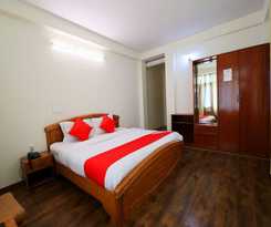 Hotel OYO 14218 Elixir Cottage