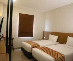 Hotel Front One Gombong