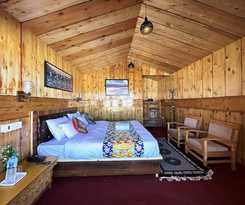 Hotel Pangong Pearl