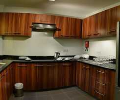 Hotel The Capital Residence Suites