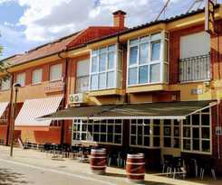 Hotel Hostal Restaurante La Buena Villa by Vivere Stays