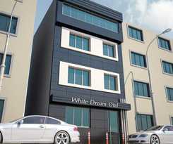 White Dream Hotel