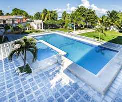 Hotel Capital O Oxtankah,chetumal bay