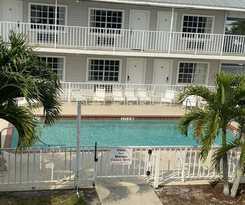 Hotel Roland and Mary Ann Martin Resort