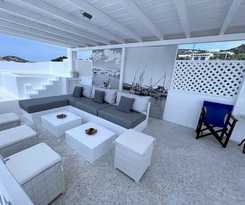 Hotel Blue Dolphin Antiparos Villas and Suites