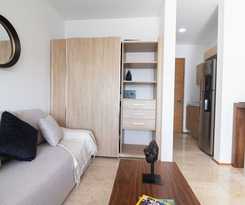 Midtown 256