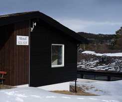Dombåstun