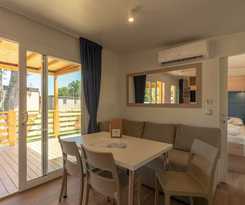 Hotel Mediteran Mobile Homes Camping Park Umag