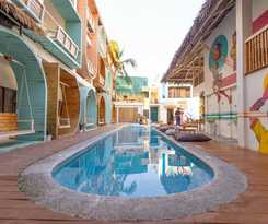 Happiness Hostel Boracay