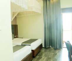 Hotel Jinna Suites