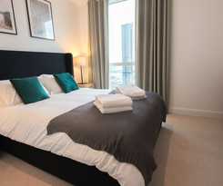 Charles Hope Apartment Canary Wharf