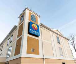 Hotel Comfort Inn and Suites Near Pocono Mountains