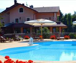 Hotel Bucaneve