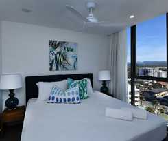 X Kirra Apartments