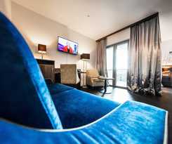 Best Western Plus Royal Suites