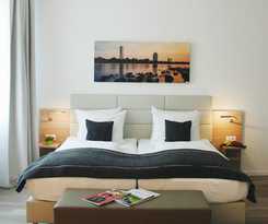 Hotel Four Stars by City