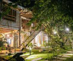 Hotel The Flying Fish Hostel