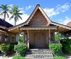 Hotel Blue Harbor Beachfront Villas and Resto