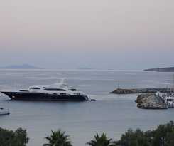 Alexandros Studios and Apartments