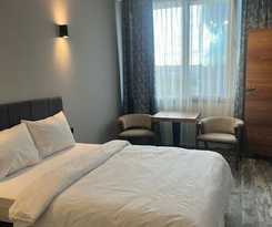 Tuzla Grand