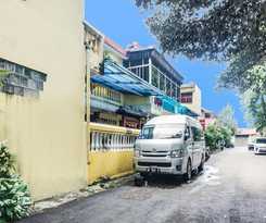 OYO 2256 Danysa Guesthouse Syariah