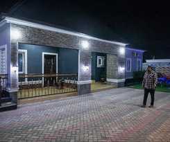 Hotel Home Suites and Resort