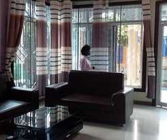 Hotel Triple J Resort