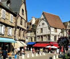 Hotel Camping de Bourges