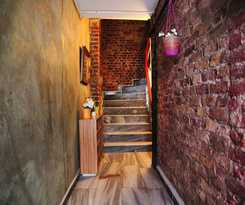 Innjoy Hostel - Adults Only