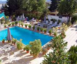 Nicos and Olympia Apartments