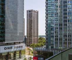 Hotel 12 York St Condo - Financial District