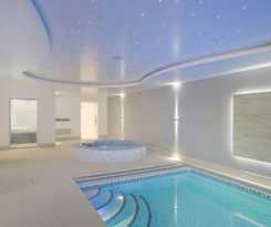 Mono Luxe Villa in Newcastle Upon Tyne