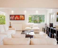 Hotel Deluxe 5 Bdrm Villa w Pool Next to the Beach