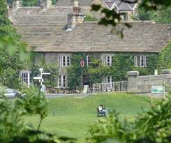 Hotel Red Lion and Manor House