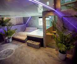Aphrodites Group