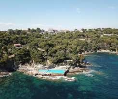  Hotel Proven&ccedil;al