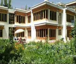 Dolma Residency