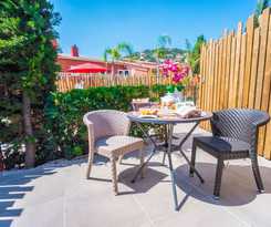 Hotel Les Flots Bleus