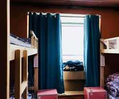 Pinkhostelling laternational