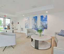 Hotel Harbourtown Suites