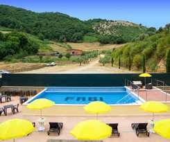  Agriturismo La Rocca dei Briganti