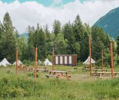 Hotel Wander Camp Glacier