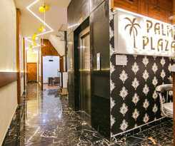 Hotel Fabhotel Palm Plaza