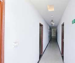 Hotel Fabhotel Galaxy View